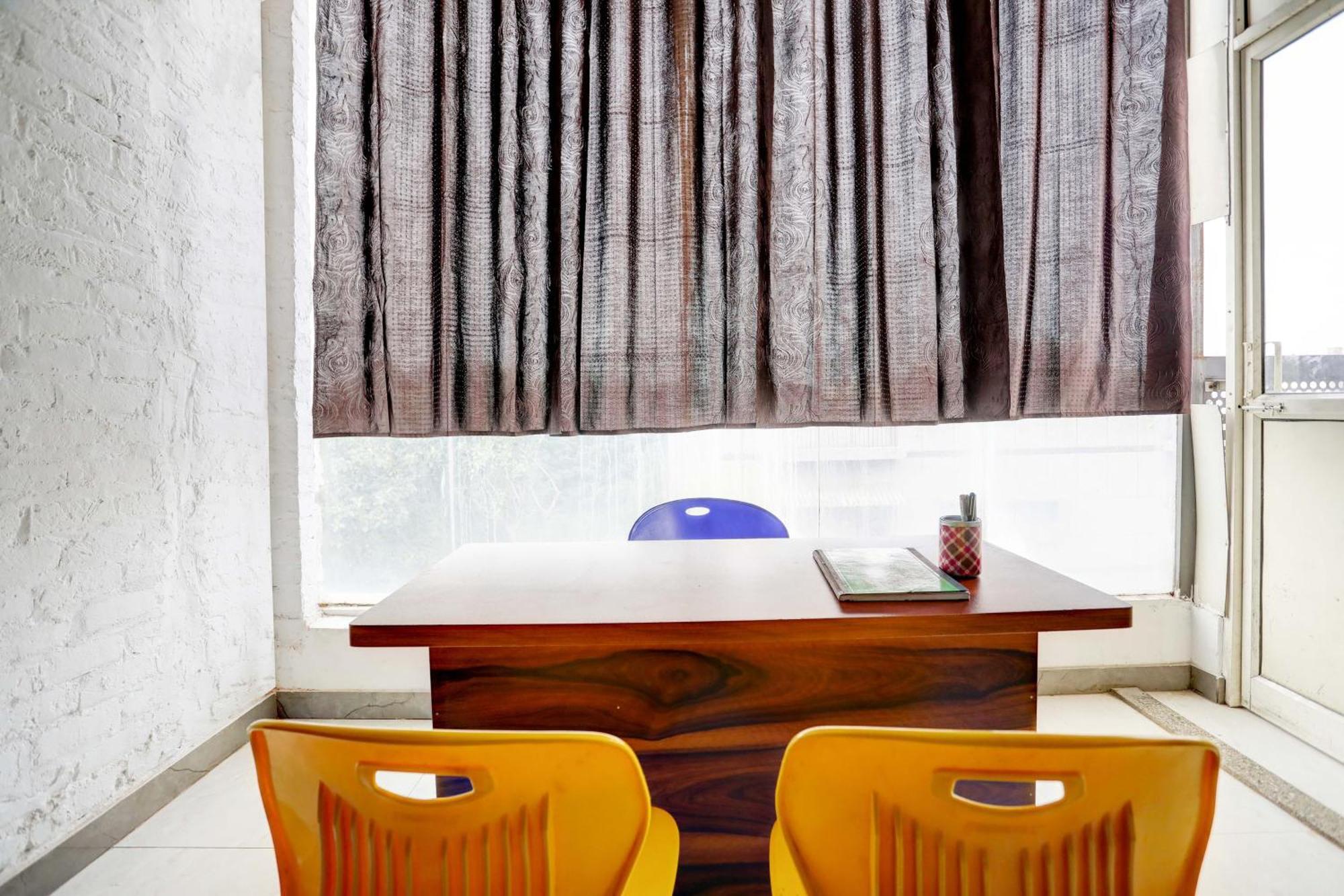 Aashiyana Homes นิวเดลี ภายนอก รูปภาพ